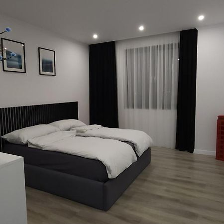 Durres City Apartment, City Center & Close To The Beach Eksteriør bilde
